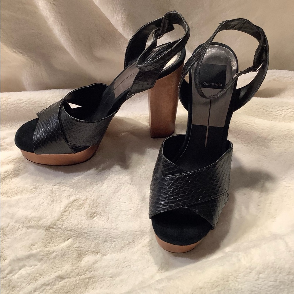 Dolce Vita Sandals